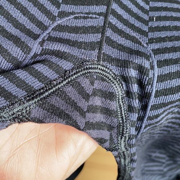 Lululemon In The Flow printed herringbone Crop Legging - Picture 7 of 12